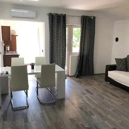 Bm Apartment Biograd Na Moru