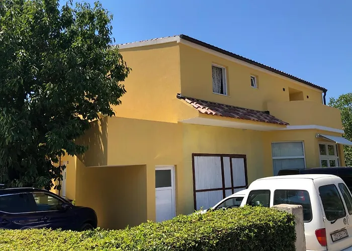 Bm ビオグラード・ナ・モル